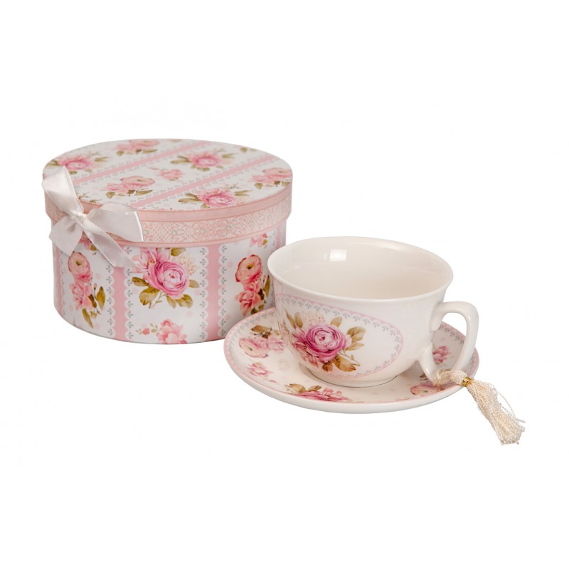 Pink cup and saucer in gift box available on DecoChic.fr